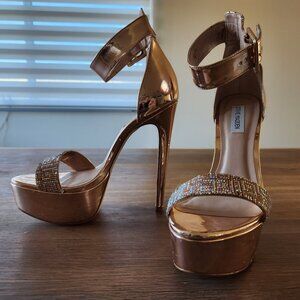 Steve Madden 6 1/4" heel platform sandals, rose gold, size 10